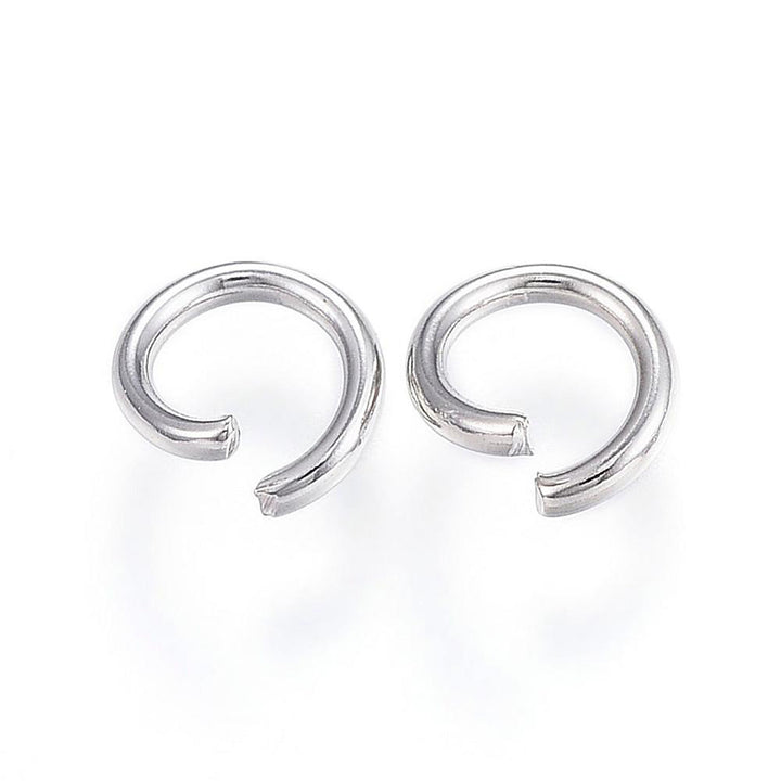 304 Stainless Steel Jump Rings, Open Jump Rings, Stainless Steel Color, 21 Gauge, 5x0.7mm.  Material :304 Stainless Steel Open Jump Rings, 21 Gauge.  Size: 5mm, approx. 100 pcs/package.